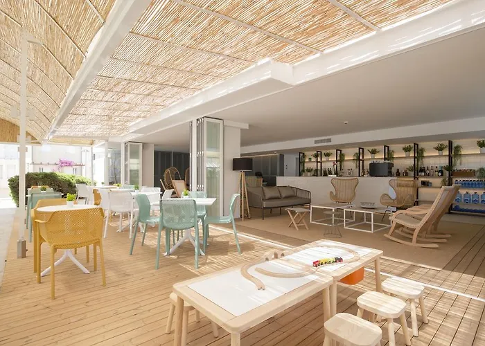 Daire Cabot Hobby Club *