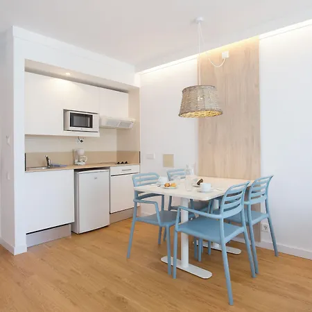 Cabot Hobby Club Apartment