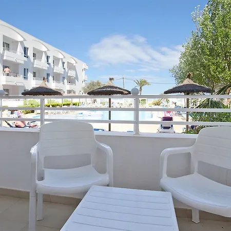 Cabot Hobby Club Apartment *