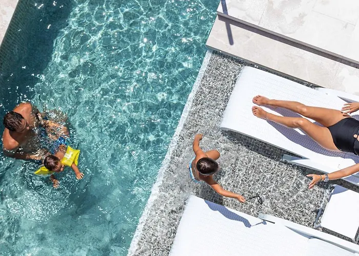 Апартаменты Cabot Hobby Club