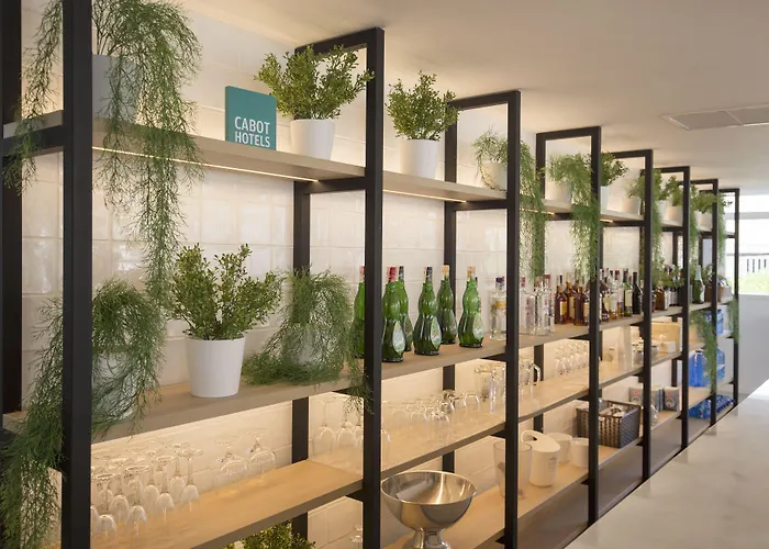 Cabot Hobby Club 포엔샤 항구