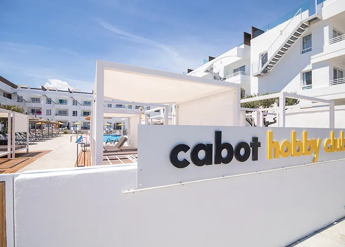 아파트 Cabot Hobby Club *