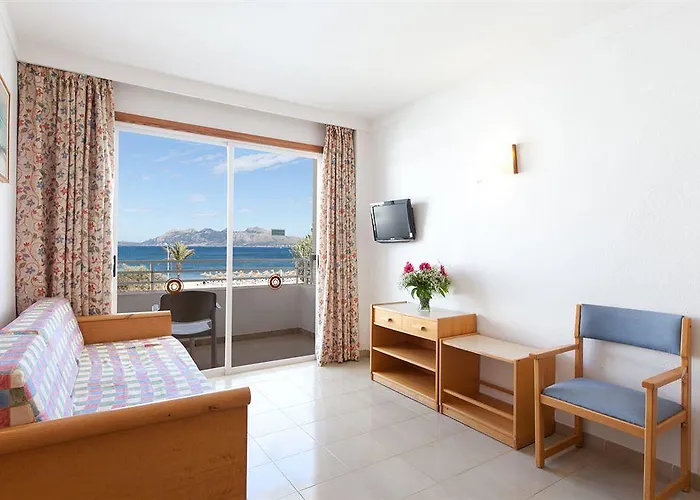 Апартаменты Cabot Hobby Club